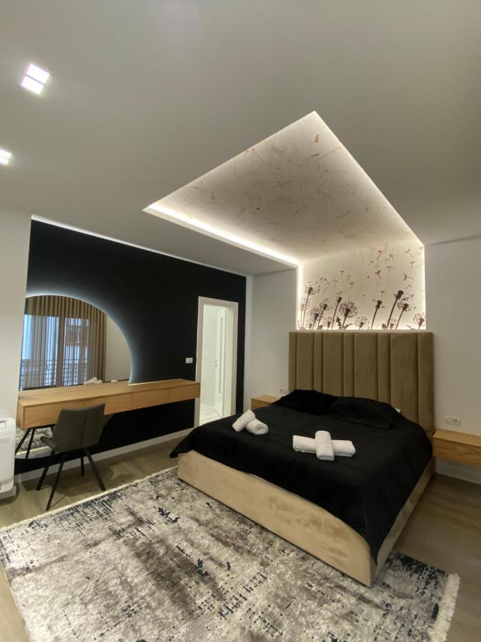 Riar Apartaments Korce Exterior photo